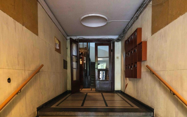 The Heart of the City Center Luxury Apartment 1