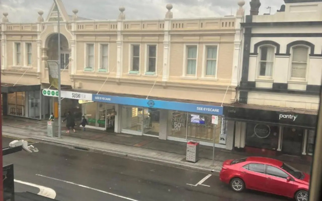 Star Bar Cafe and Hotel