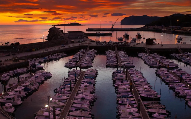 Torrontero con vistas al mar