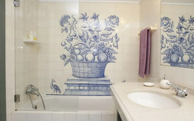 Cozy Golf Villa in Quinta da Marinha