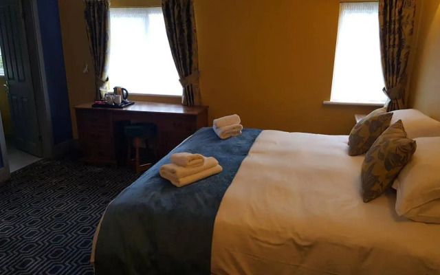 Stonecross Manor Hotel