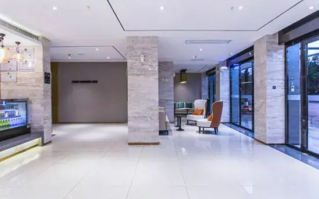 City Comfort Inn Hotel (Liuzhou Wuling Liutai Road)