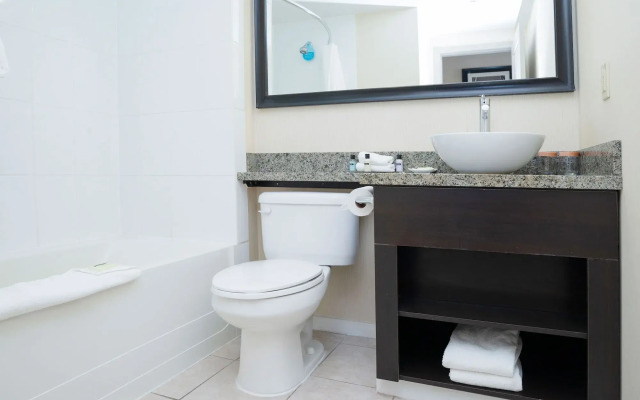 Sandman Hotels & Suites Calgary West