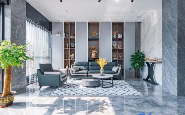 Super 8 Hotel (Sanya Bay Jixiang Street)