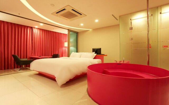 Life Style R Hotel