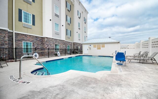 Candlewood Suites Waco, an IHG Hotel