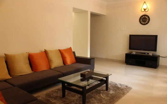 OYO 9364 Home Modern 2 BHK Pool View Candolim