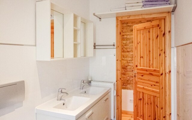 Beautiful Apartment in Berlin With 1 Bedrooms and Wifi