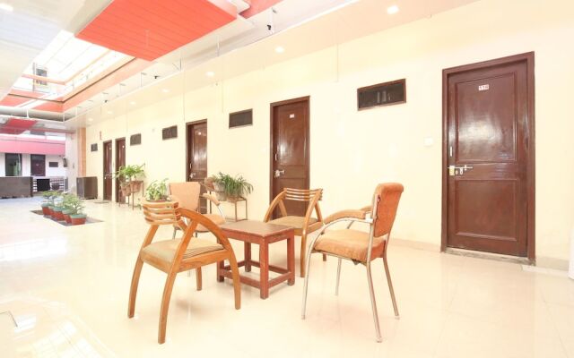 OYO 11073 Amar Guest House