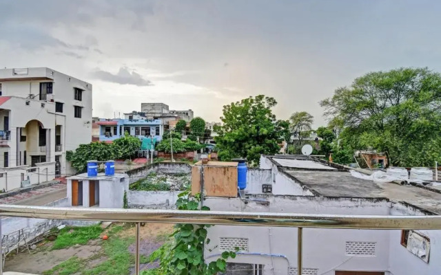 Oyo Flagship 92422 Hotel Ansh Plaza