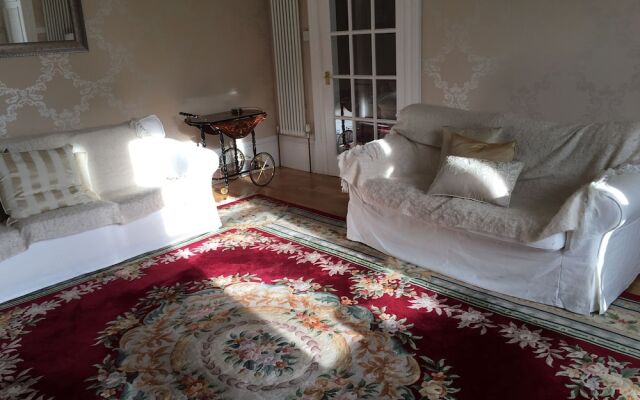 Ivy Knoll Self Catering