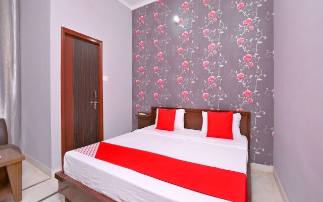 OYO 16431 Hotel New Comfort 1