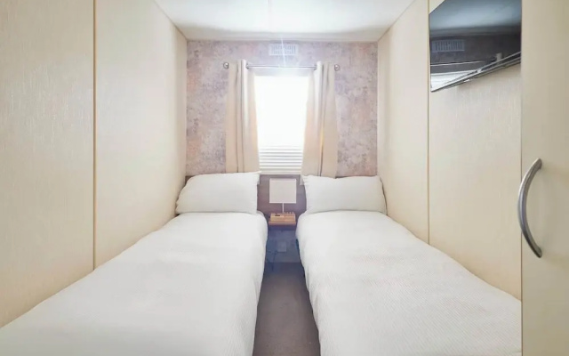 Host Stay Cosy Cove