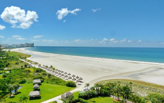 Sunny Beachfront Condo With Pool and Sw-facing Balcony