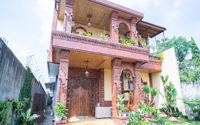 RedDoorz Syariah near RSUD Kota Malang