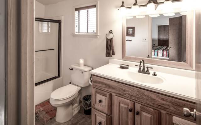 206 Coal Mountain - Three Bedroom Cabin