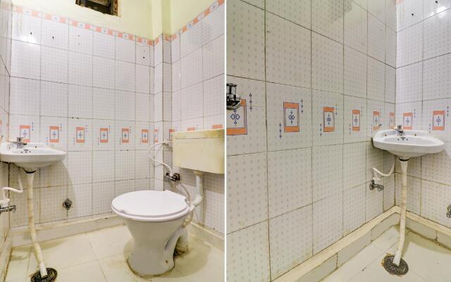 SPOT ON 76829 Anant Palace