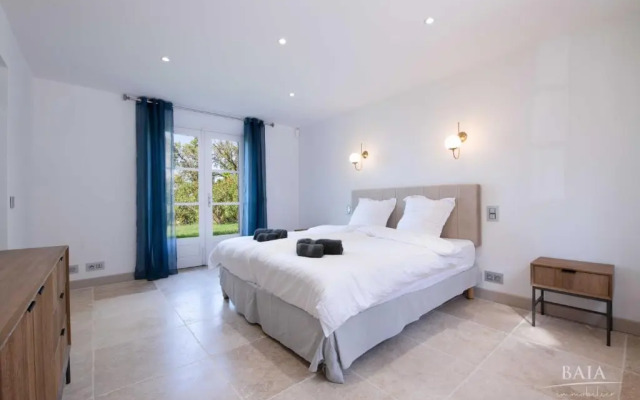 Luxury Villas At Grimaud