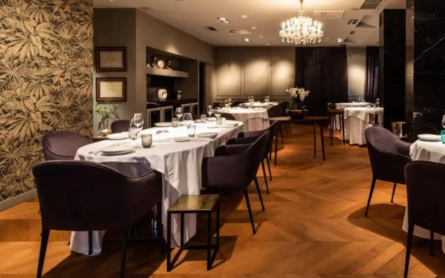 DAM boutique hotel & restaurant