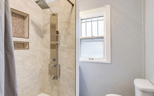 < 1 Mi to Washington Park: Denver Vacation Rental