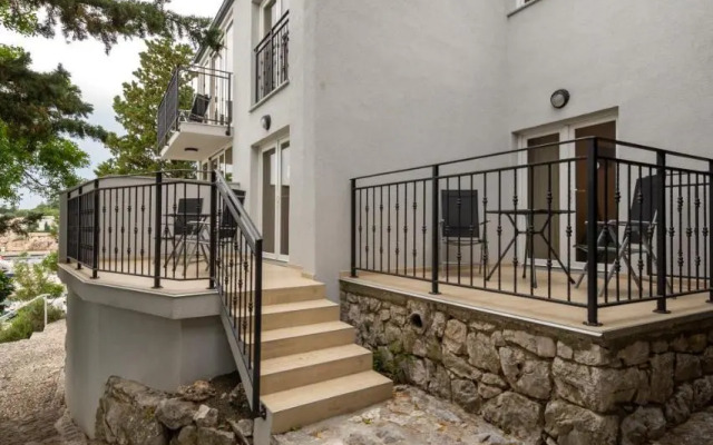 Mitan Accommodation