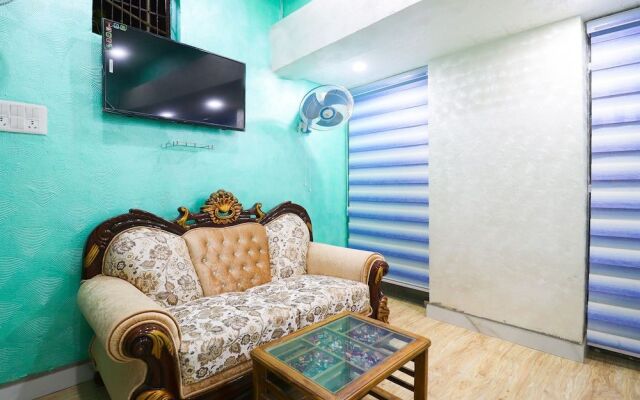 OYO 61622 Classic Hotel