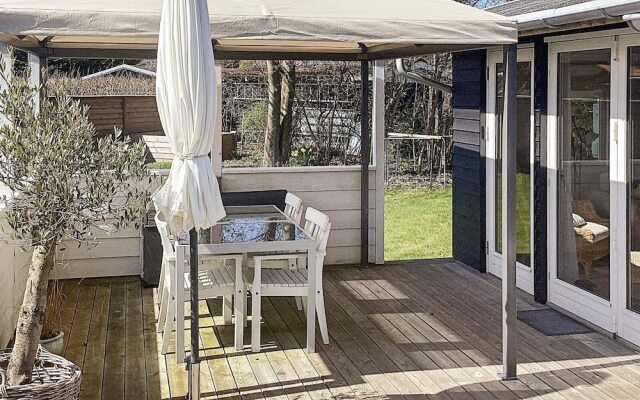 6 Person Holiday Home in Vaeggerlose-by Traum