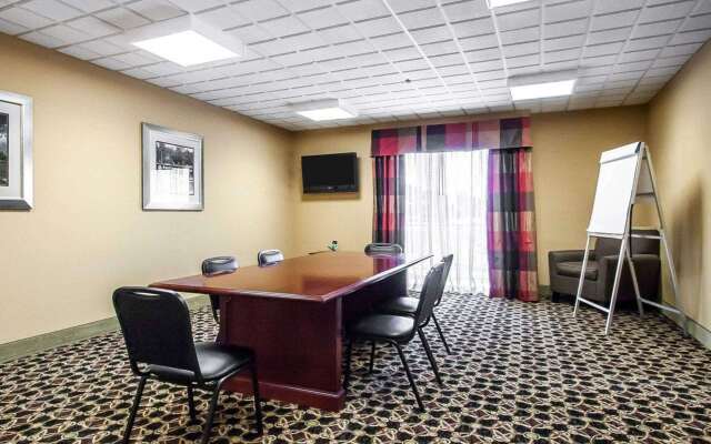 Sleep Inn and Suites Hattiesburg