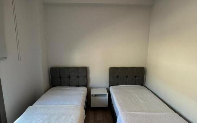 Scenic Flat With Shared Pool in Milas