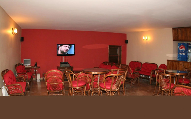 Sena Hotels