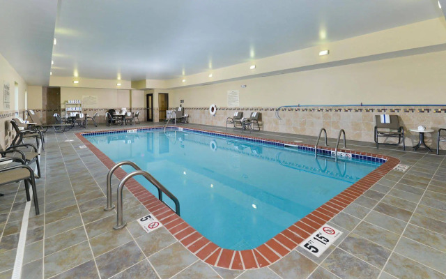 Hampton Inn Clinton, IA