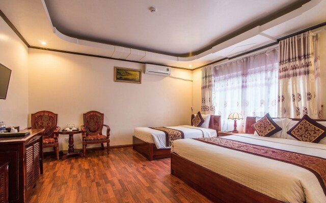 Arengo Sapa Hotel