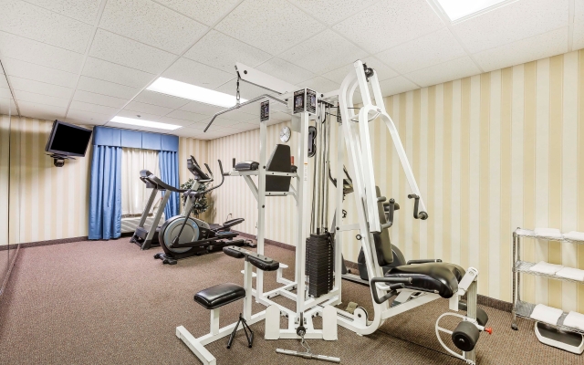 MainStay Suites