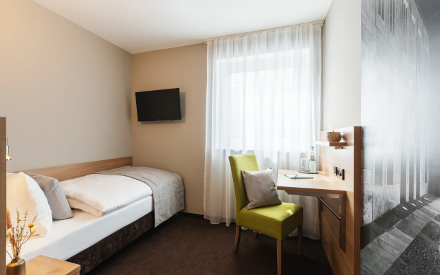 Garner Hotel Stuttgart - Zuffenhausen by IHG