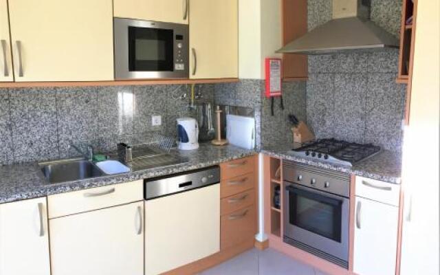 Luxury sea view T2 Old Town