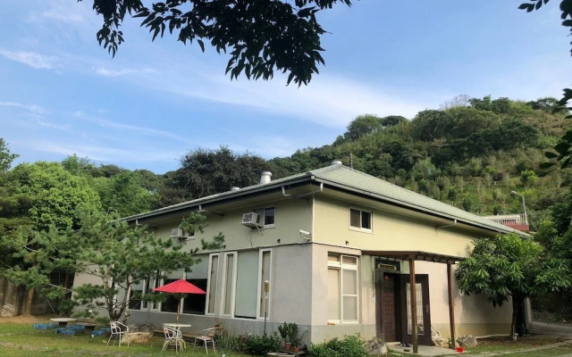 YOLOHO villa