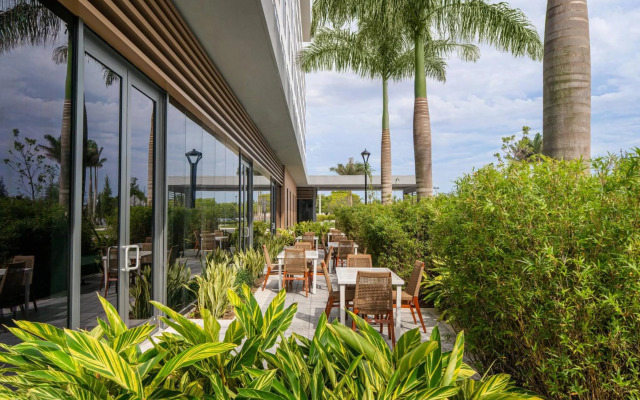 AC Hotel Fort Lauderdale Sawgrass Mills / Sunrise