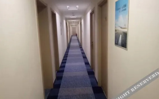 Yijia 365 Chain Hotel (Huanghua Canghai Road)