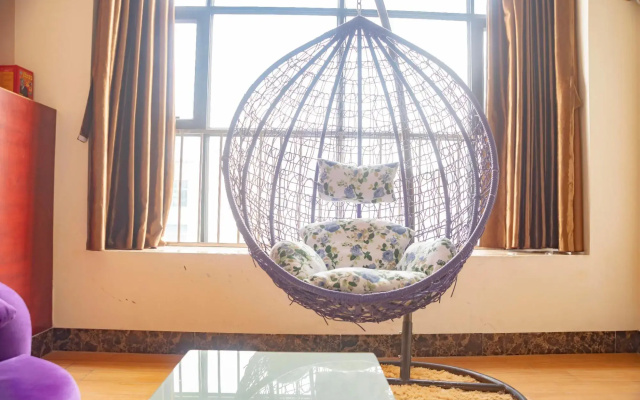 Huatian Holiday Hotel (Xinyuan International Plaza store)