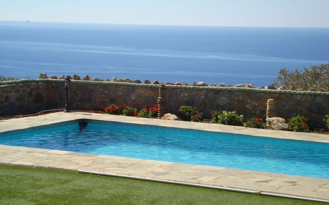 Charming Villa in Agia Paraskevi With Swimming Pool