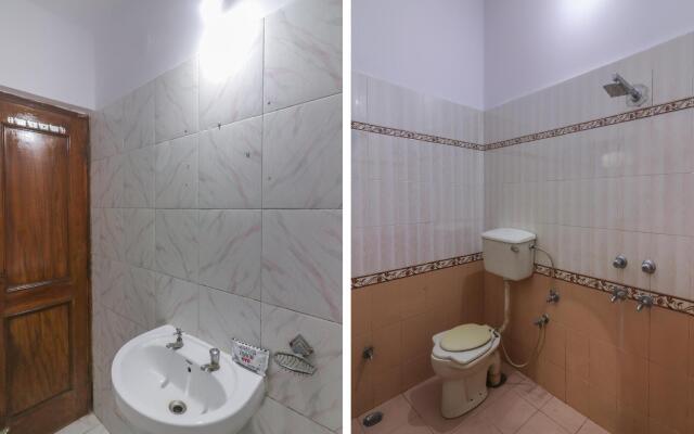 OYO 61877 Kamakshi inn