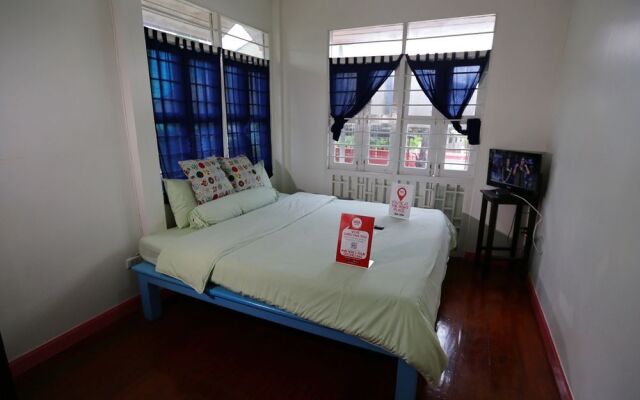 Nida Rooms Suan Dok 278 Walking City