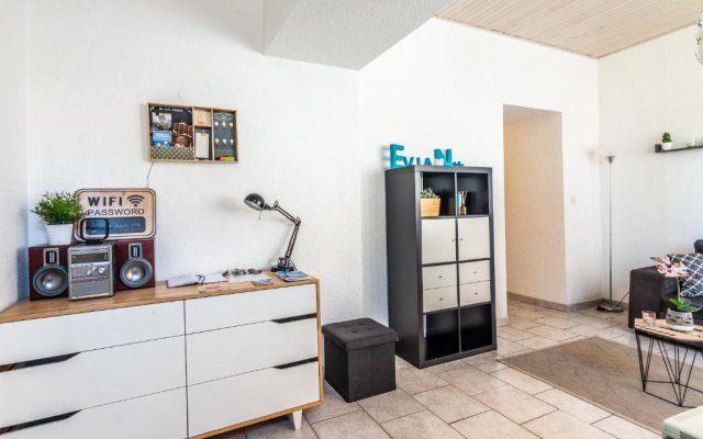 Pieds Dans L'eau - Lac Leman - 2 Min Evian - Spacieux