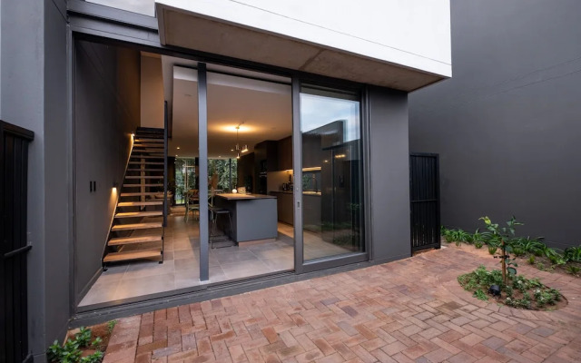 The Woods Luxury Homes - Elaleni Estate