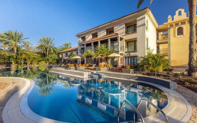 Unique Club at Lopesan Costa Meloneras Resort