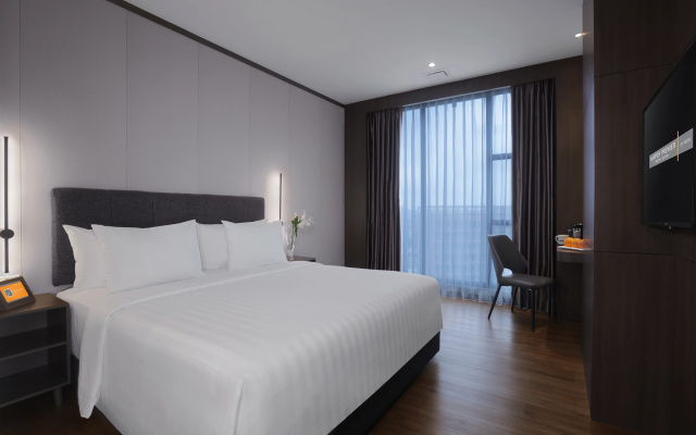 Harper Premier Nagoya Batam by ASTON – Guest Rooms – Batam