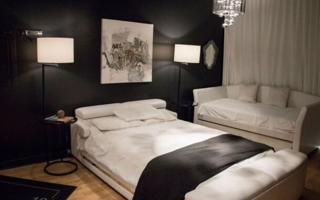 Golden District Mcgill Downtown Stays Studios design