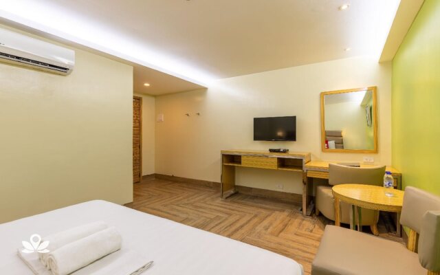 Sun Star Grand Hotel by ZEN Rooms