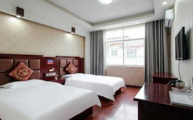 Chunjiang Hotel