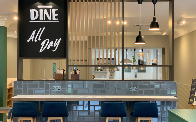 Holiday Inn Aylesbury by IHG